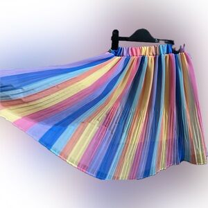 Next girls bright and beautiful floaty twirly pleated skirt !